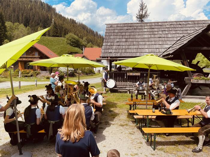 Frühschoppen mit der Musikkapelle